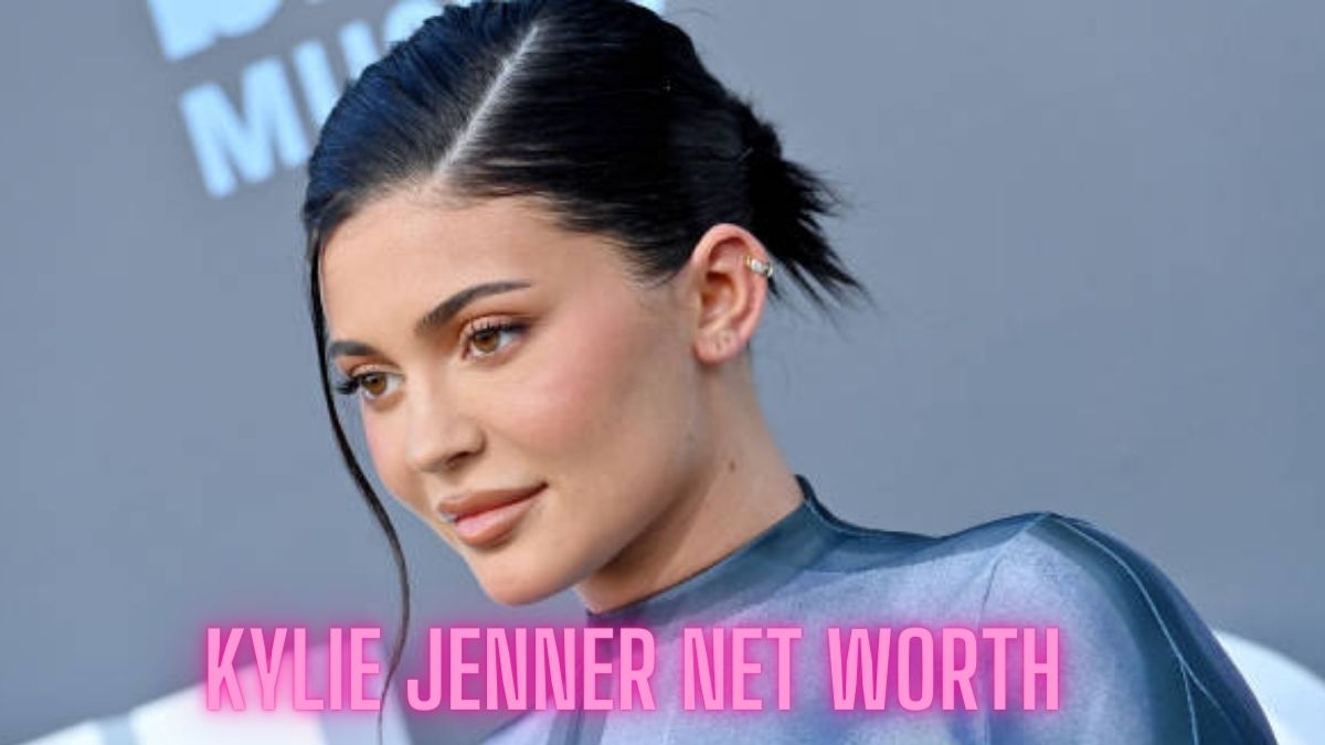 What Is The Net Worth Of Kylie Jenner? Model Shows Off Her Curves In A